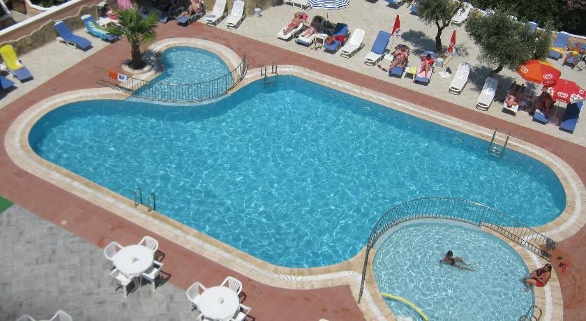 קוסדסי Oya Apartments מראה חיצוני תמונה