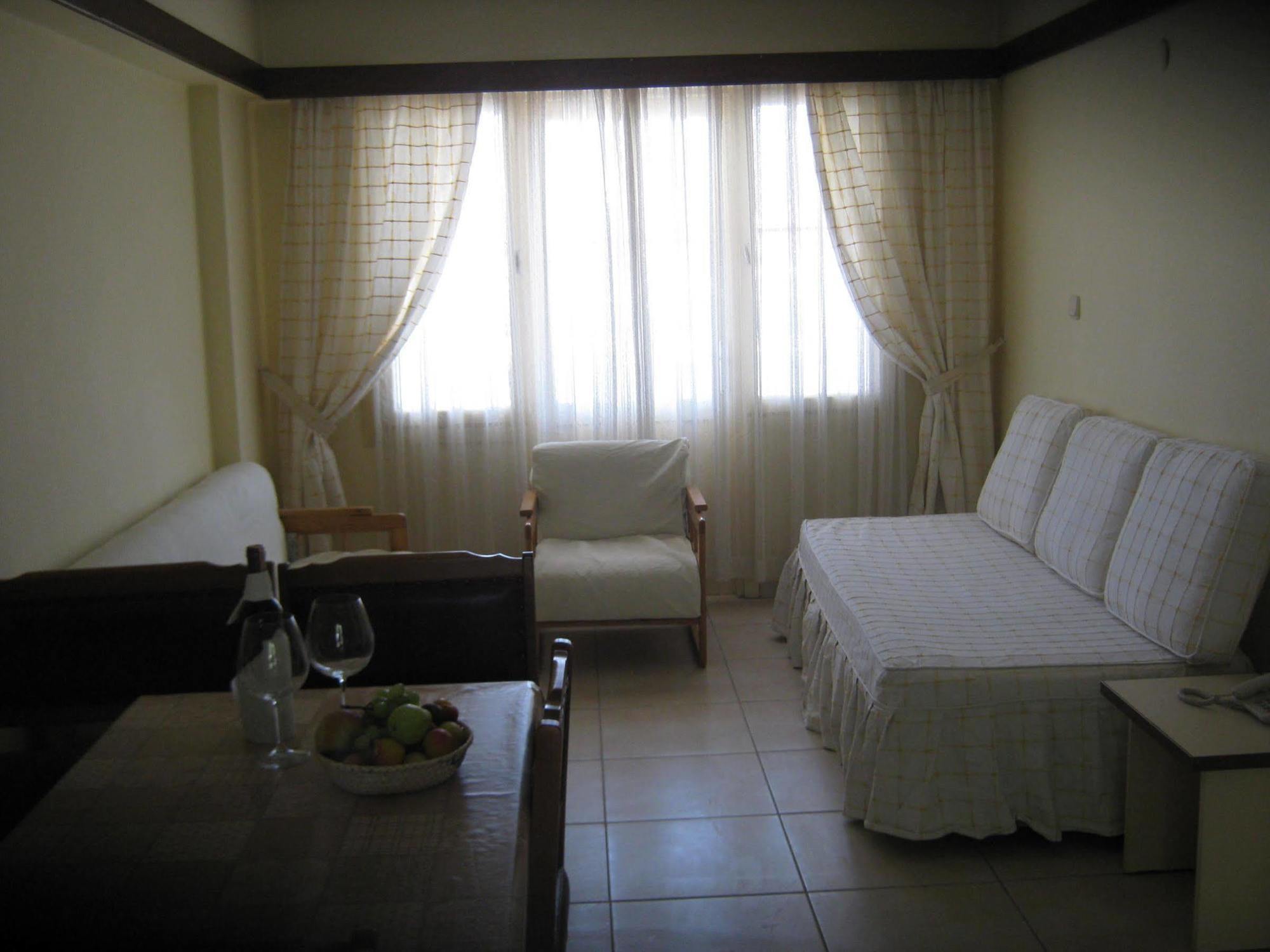 קוסדסי Oya Apartments מראה חיצוני תמונה